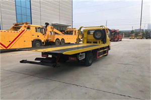 白银非事故拖车