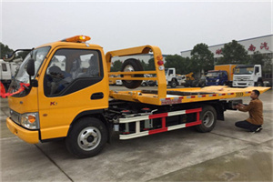 白银哪里有拖车服务