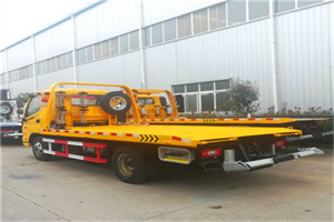 白银附近拖车救援搭电